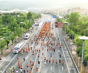 开云-“体育＋”聚势  “流量”变“留量”|平塘县|篮球队|平塘篮球队|篮球|广西_新浪体育_新浪新闻