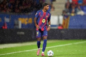 世体：拉什福德买断条款6月才到期，若激活将分3年付3000万欧